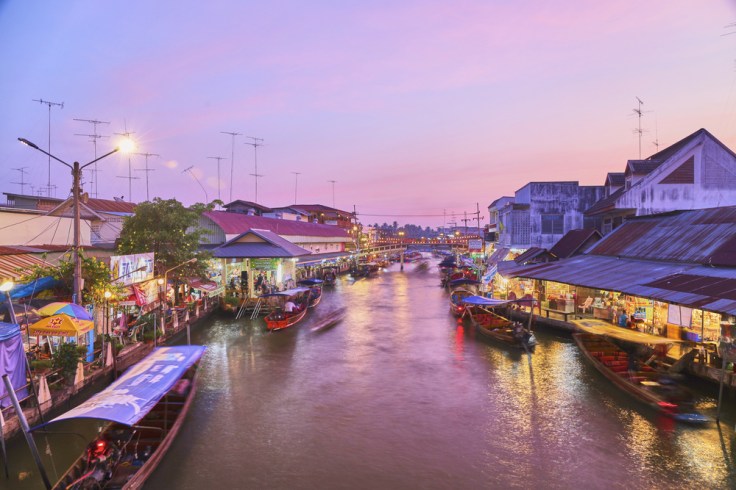 cover amphawa